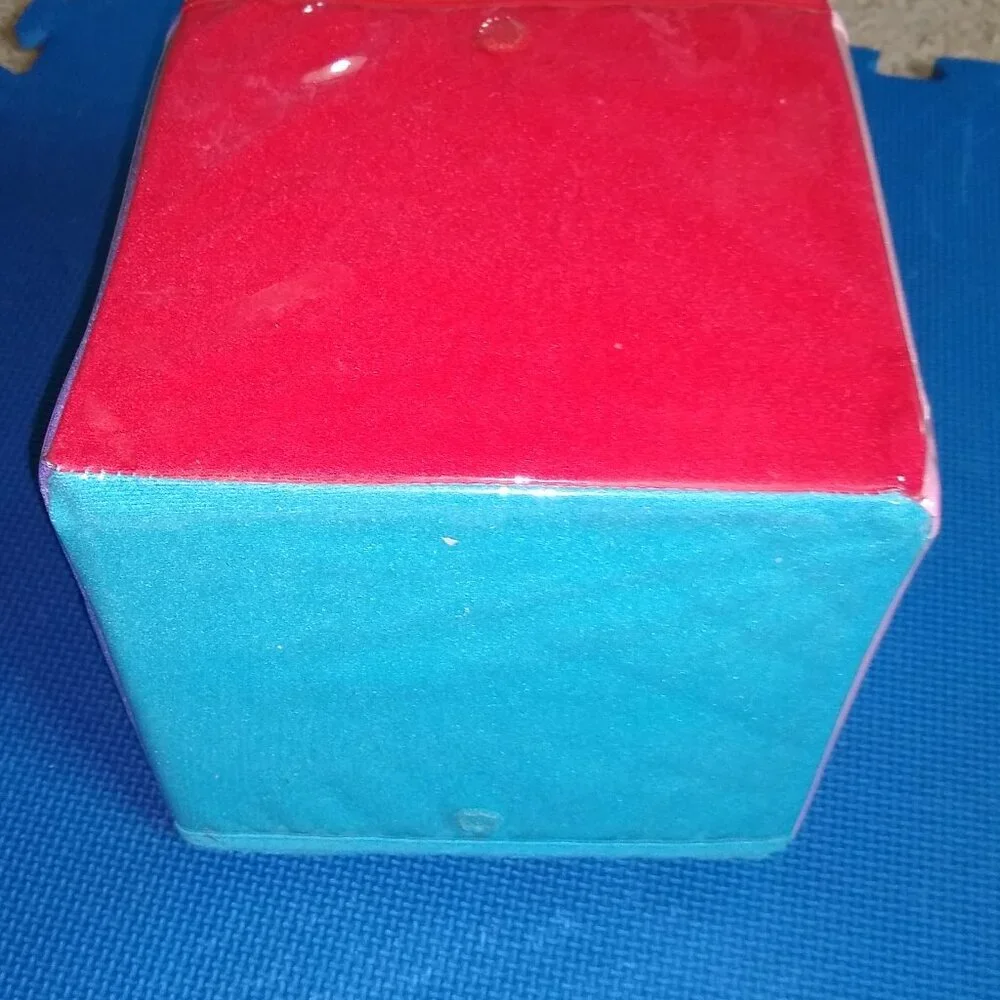 Excelleration Infant Photo Cubes with Mirror Photo cubes are 7